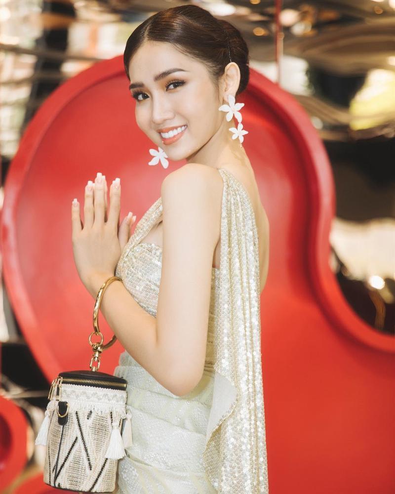 Không kém Hương Giang, Nhật Hà trả lời phỏng vấn tiếng Anh cực bản lĩnh tại Hoa hậu Chuyển giới 2019-3