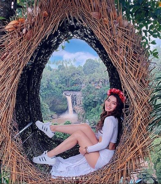 DỤI MẮT NHÌN LẠI 2 LẦN: Phương Trinh Jolie khoe hình tập yoga mà cứ tưởng ảnh khỏa thân-4