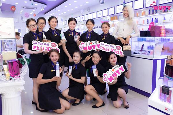 Mid Nguyễn lan tỏa thông điệp ‘Cứu lấy hành tinh xanh-1