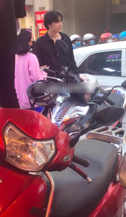 Sĩ Thanh thân thiết bên tình cũ Hạo Đông làm dấy lên nghi án yêu lại từ đầu-2