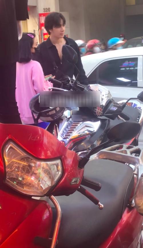 Sĩ Thanh thân thiết bên tình cũ Hạo Đông làm dấy lên nghi án yêu lại từ đầu-3