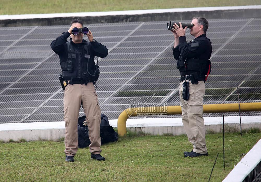 Lính bắn tỉa Mỹ kiểm soát điểm cao nơi ở của Tổng thống Trump-6