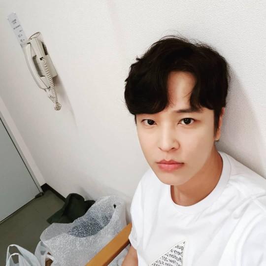 Tài tử phim Hoàng cung bị khởi kiện vì ép bạn gái phá thai, không trả tiền trợ cấp-1