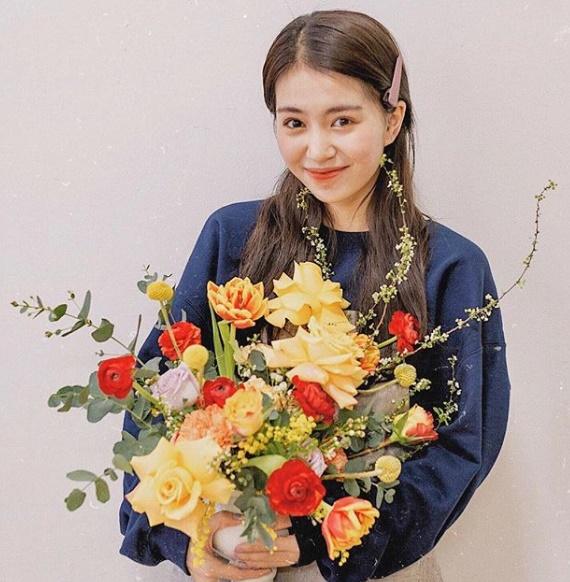 Vẫn là một Midu dễ thương hết phần thiên hạ khi vừa hát Một con vịt vừa múa phụ họa cực yêu cùng Jun Vũ-7