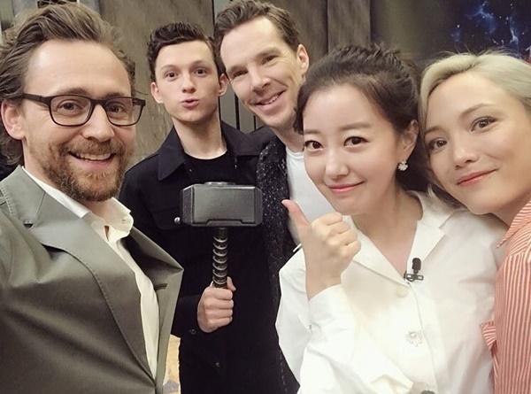 Nhan sắc nữ MC Hàn Quốc gây sốt khi tác nghiệp trên nóc khách sạn Daewoo-4