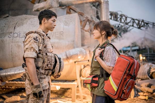 Song Hye Kyo và Song Joong Ki đã yêu nhau quá đẹp ở Hậu duệ mặt trời-1