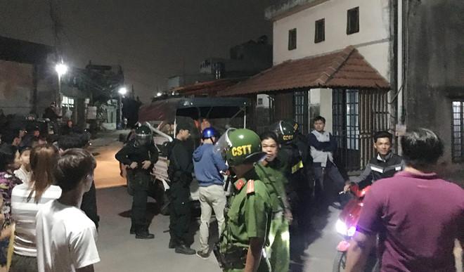 Tạm giữ nghi can 42 tuổi chém người vô cớ ở Sài Gòn-1