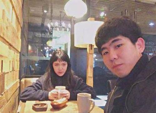 Hẹn hò trên mạng, chàng trai ngậm ngùi vì thất bại nhưng chó cưng lại nên duyên-1