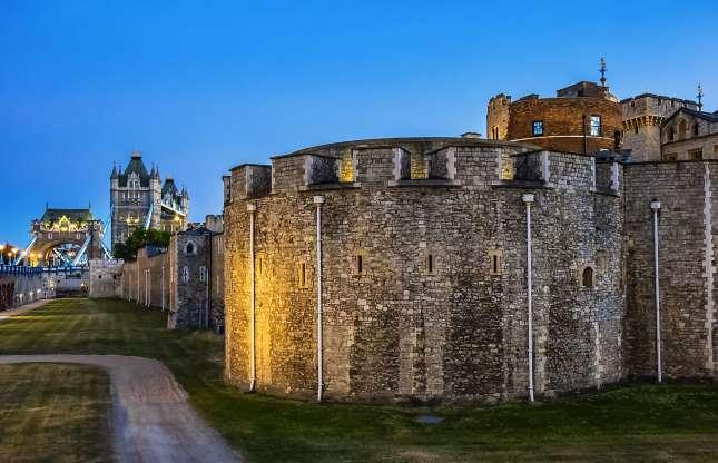 Bí ẩn những nơi hoang vắng khiến du khách sợ tới nhũn chân-7