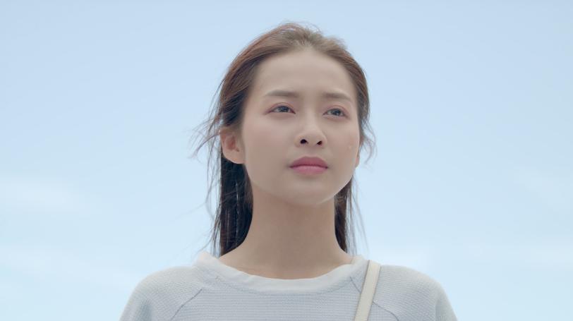 Diễn xuất dở tệ, những ngôi sao này vẫn đắt phim nhờ... mặt tiền đẹp-8