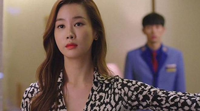 Phát hiện người yêu ngủ cùng bạn thân và những pha cắm sừng cay đắng-3