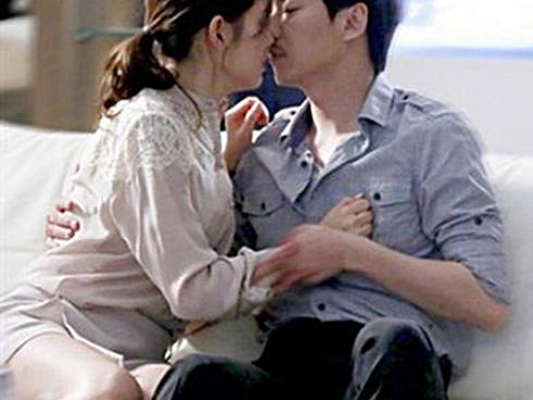 Nhờ 1 chữ, người đàn ông cụt tứ chi vẫn ngoại tình 50 phụ nữ, tình trẻ đáng tuổi con vừa xinh vừa tài-3