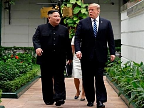 Hé lộ 'vũ khí bí mật' giúp ông Kim cao gần bằng ông Trump
