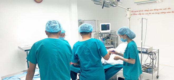 Ông bố 4 con Long Nhật lên tiếng về tin phẫu thuật chuyển giới ở tuổi 52-2