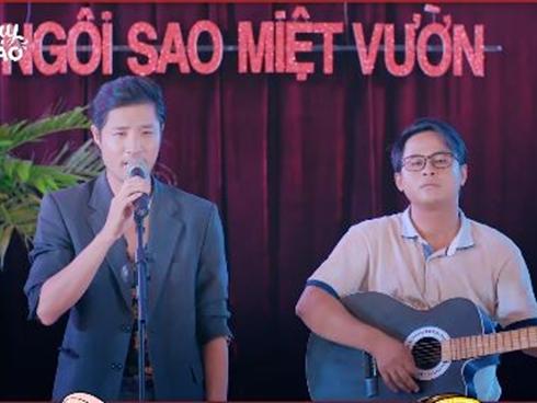 Màn cover 'Bùa Yêu' theo phong cách bolero hay hơn cả Tài Smile