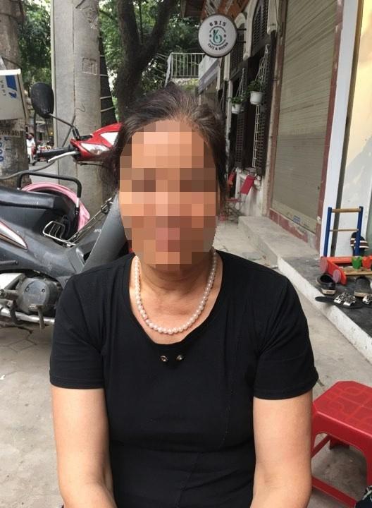 Phẫn nộ nữ giúp việc bạt tai, quăng quật bé trai 2 tuổi ở Hà Nội-3