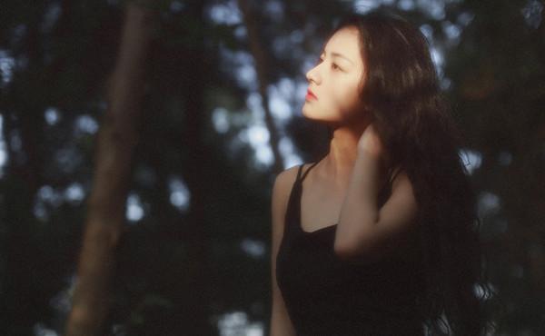 Nữ sinh sở hữu vẻ đẹp như tiên giáng trần khiến nhiều người trầm trồ khen ngợi-3