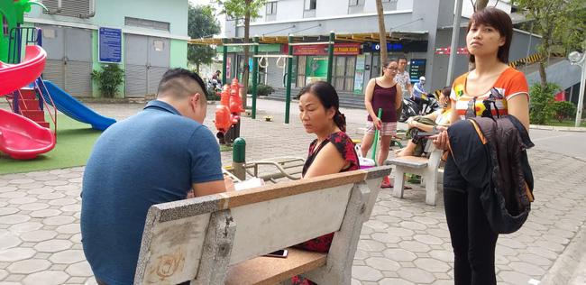 Hà Nội: Bé trai rơi từ tầng cao chung cư Linh Đàm tử vong khi được gửi sang nhà người quen-5