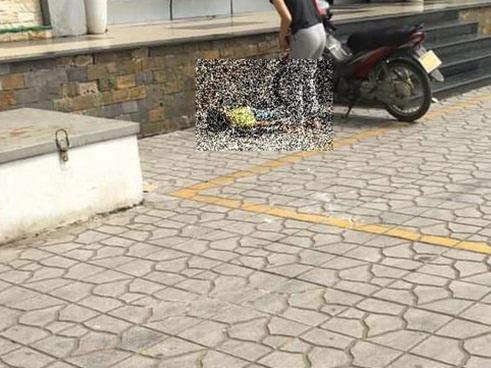 Hé lộ nguyên nhân bé trai 4 tuổi rơi từ cửa sổ tầng 3 chung cư xuống đất tử vong thương tâm-4