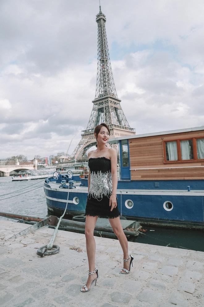 Dàn sao Hoa - Hàn đổ bộ Paris Fashion Week: Park Shin Hye đẹp đảo điên - Trương Gia Nghê gợi cảm đến từng centimet-8