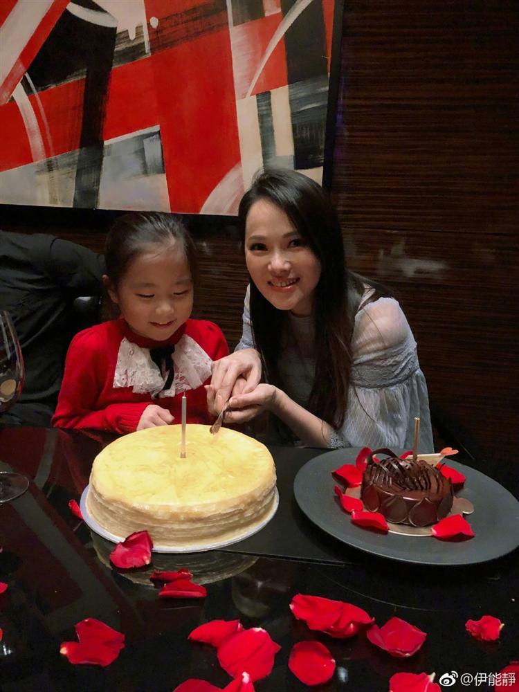 Nhan sắc lão hóa ngược khó tin của mỹ nhân ngoại tình xứ Trung khi bước vào tuổi 50-3