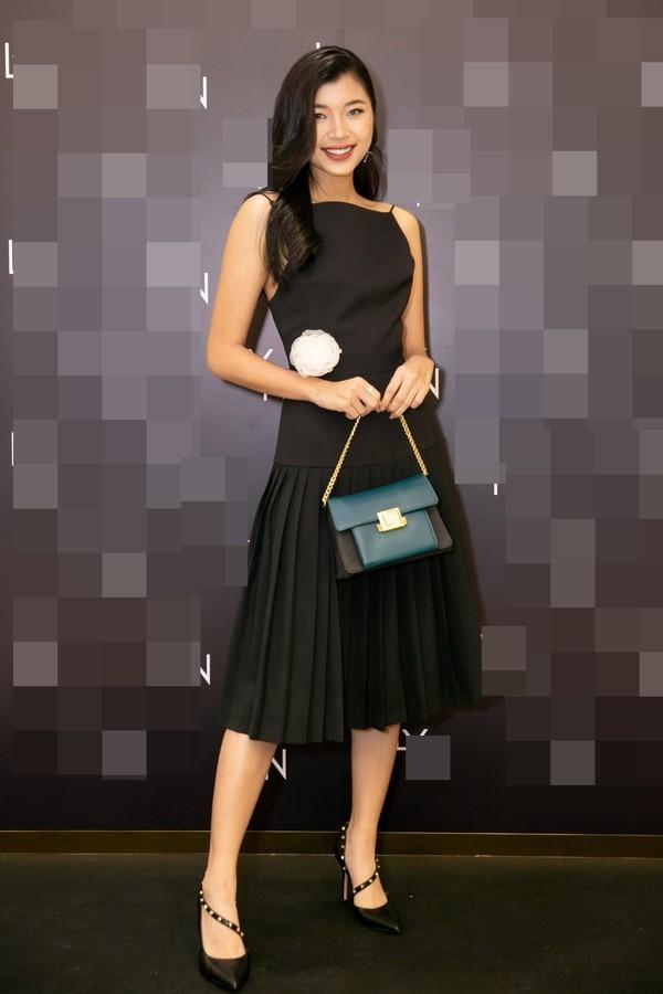 Hương Giang gây thổn thức với khoảnh khắc đẹp tựa tiên nữ - Ngọc Trinh hóa nàng thơ nổi nhất thảm đỏ tuần qua-10