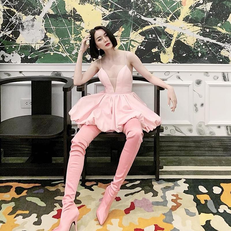 Mai Ngô khoe vòng ba hơn 1 mét táo bạo - Thiều Bảo Trâm diện đầm ống sexy ngang ngửa Ngọc Trinh-6