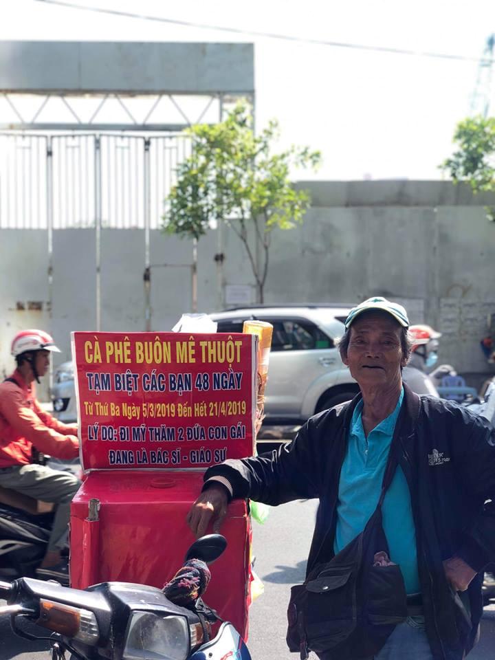 Chú bán cà phê dạo treo biển nghỉ 48 ngày để sang Mỹ thăm 2 con gái-1