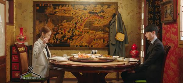 Cùng vào vai thư ký nhưng gu thời trang công sở của Park Min Young và Yoo In Na lại khác nhau một trời một vực-7