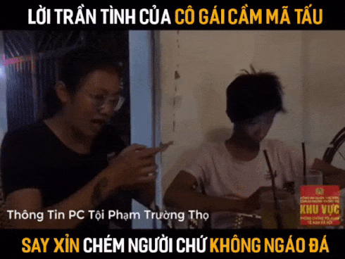 Clip sôi máu nhìn người đàn ông mang quần áo, sách vở của con ra đốt, chửi cả bố đẻ-4