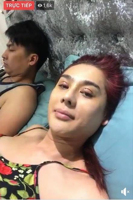 Bộ sưu tập những gương mặt lạ lẫm tuần qua gọi tên MC Nguyên Khang - Lâm Khánh Chi - Phạm Hương-4