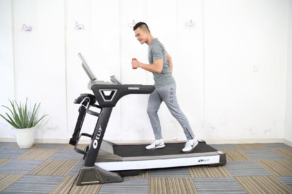 Quà 8/3 siêu lạ của sao Việt-2