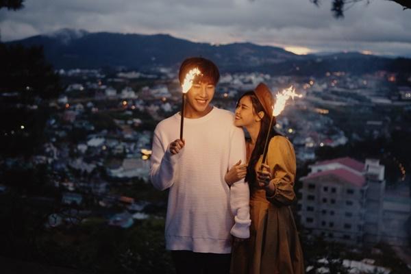 Lâu lâu mới có sản phẩm nhưng lần nào ra mắt Trương Quỳnh Anh cũng khiến người nghe lụi tim-6