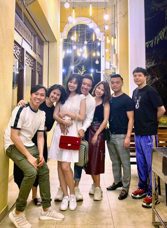 Phương Trinh Jolie thích thú vì có thể khỏa thân dạo chơi ở khu du lịch-7