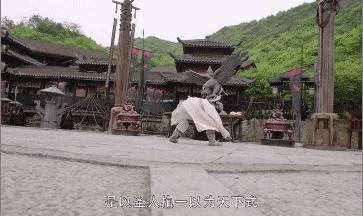 Khán giả la ó với những màn võ thuật quá nhây của Tân Ỷ Thiên Đồ Long Ký-2