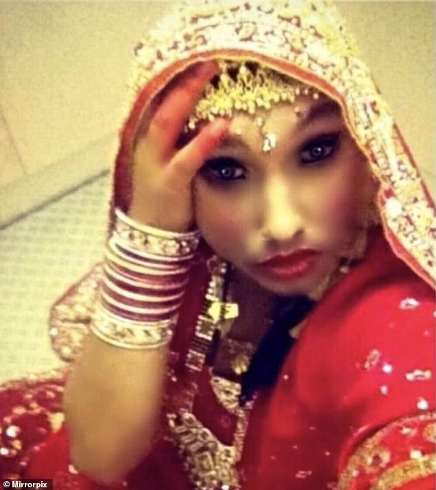 Chàng trai đồng ý mặc váy giả làm cô dâu trong ngày cưới, không ngờ lại dẫn tới 1 bi kịch-1