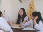 Cô giáo thực tập người Lào xinh xắn khiến dân mạng nhầm tưởng là học sinh vì quá dễ thương