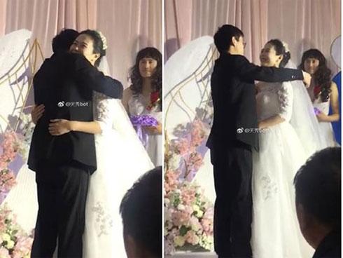 Đám cưới có 1 không 2: Cô dâu chú rể bước vào, cả hôn trường nức nở-5