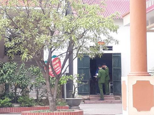 Vợ thầy giáo bị tố dâm ô nhiều học sinh: Gia đình nhiều xáo trộn, 'chúng tôi rất mệt mỏi'