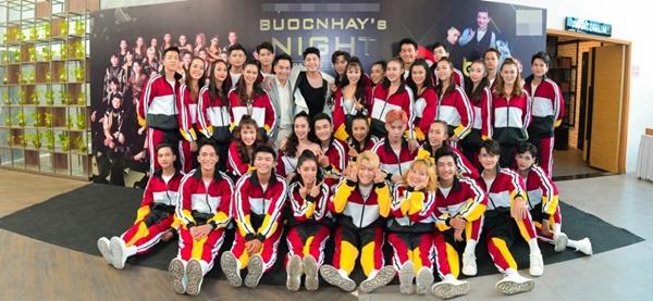 Lần đầu tiên ở Việt Nam có một nhóm nhảy chịu chơi làm liveshow-1