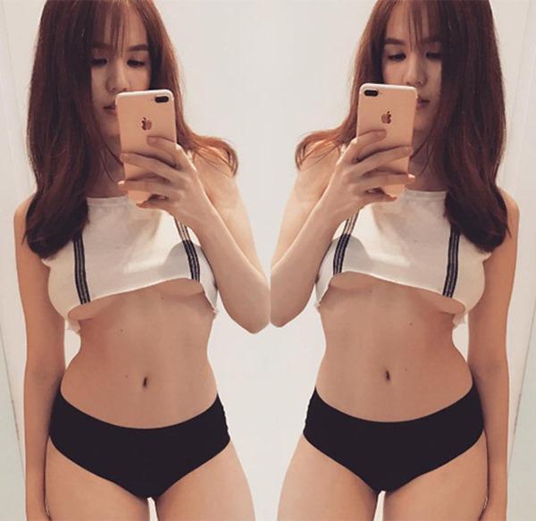 Ô HAY: Ngọc Trinh gây hoang mang khi vòng 1 lúc căng tràn bờ đê, khi lép kẹp xập xệ-9