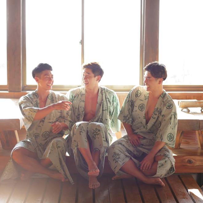 Ba chàng bạn thân Hàn Quốc đều điển trai, có thân hình 6 múi-3