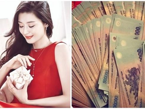 Hết hôm nay, 4 con giáp được Thần tài theo gót, phúc phần tràn trề, tiền tiêu mãi cũng không hết tiền