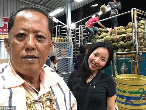 Sợ con gái quá lứa, tỷ phú chi 7 tỷ kén rể, yêu cầu biết chọn sầu riêng ngon