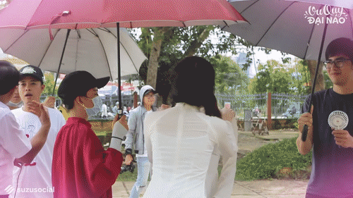 Dân mạng tích cực đẩy thuyền Ngọc Trinh và Diệu Nhi sau nghi án phim giả tình thật-1