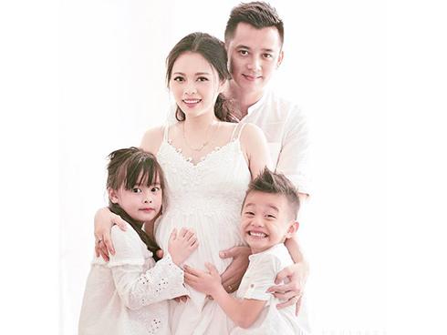 Sinh con thứ 4 gần 3 tháng, Hằng 'Túi' bất ngờ nổi lửa dân mạng khi tiết lộ giao ước chăm con chung, con riêng với chồng mới