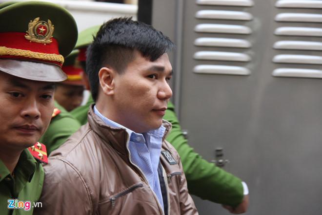 Châu Việt Cường - ca sĩ ngôi sao hội chợ, hát không tệ nhưng sa ngã-2