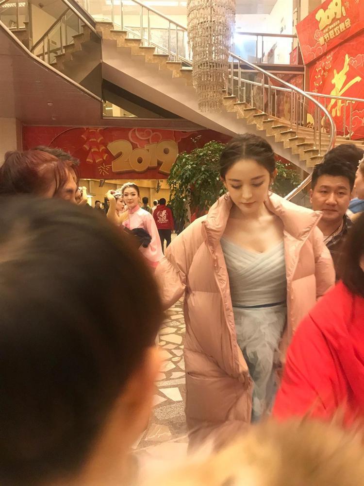 Mỹ nhân Tân Cương được cư dân mạng khen nức nở vì ảnh chụp vội còn đẹp hơn cả photoshop-12