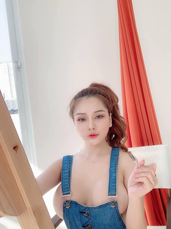 Mon 2K ăn mặc hớ hênh hết nấc: Vừa khoe cả rổ bưởi xong giờ lại tự làm lộ nội y phản cảm-10