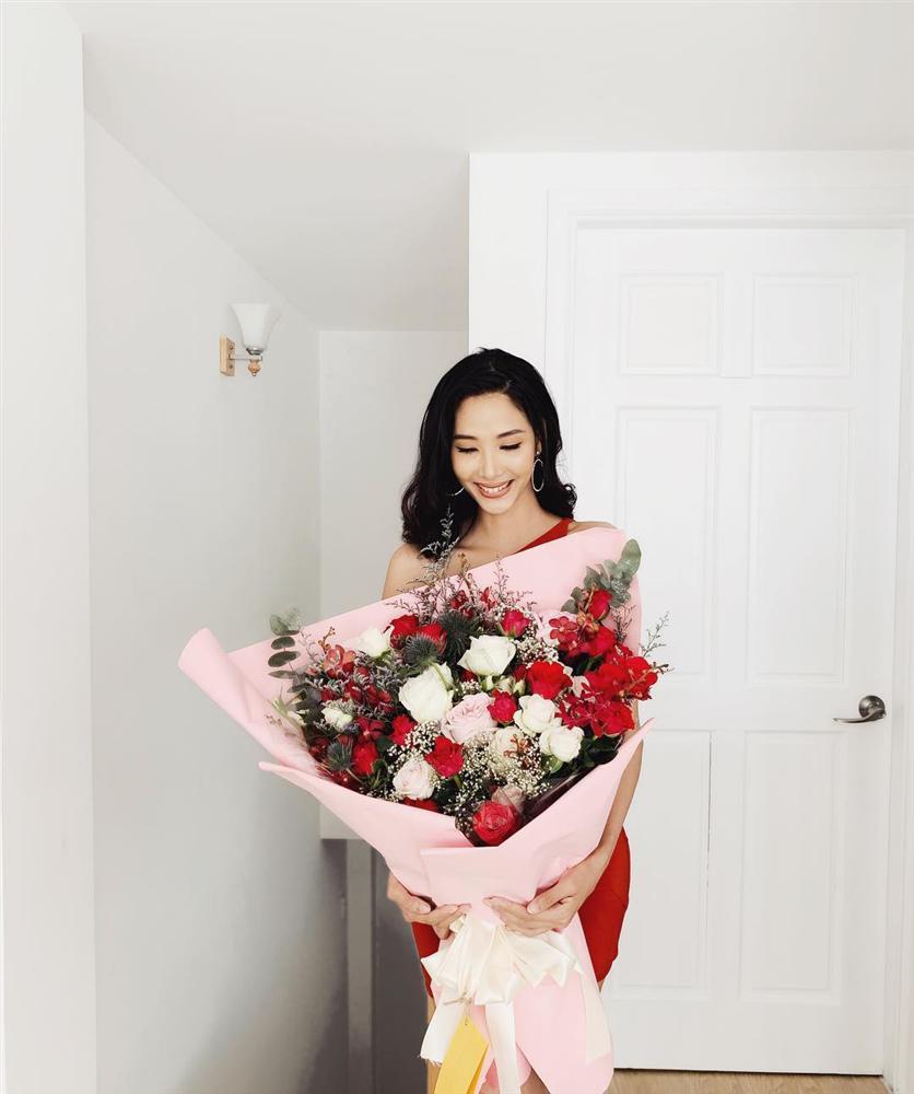 Khoe nhan sắc mê hồn, hoa hậu Đặng Thu Thảo nhắn chị em đừng quên mỉm cười ngày 8/3-6